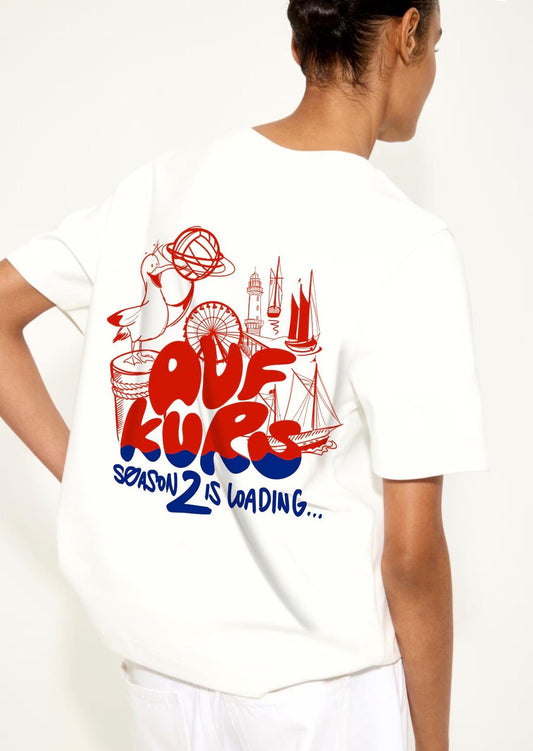 »AUF KURS« Hanse-Sail-Shirt 2026 – Season 2 is loading…